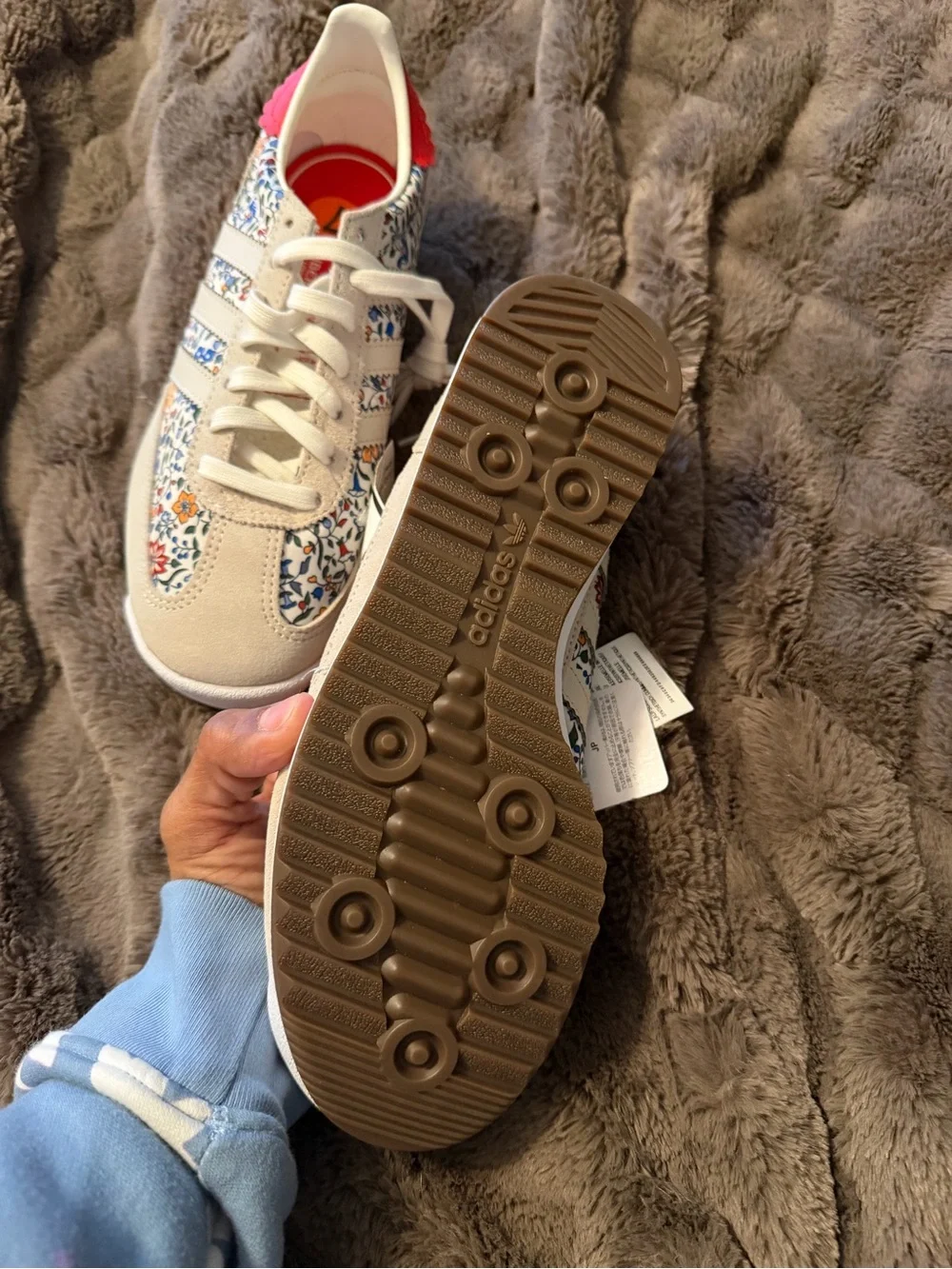 adidas Women’s Beige Floral SL 72 RS Sneakers with Pink Heel - Picture 3 of 4